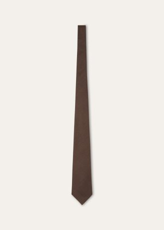 Gravata Yale