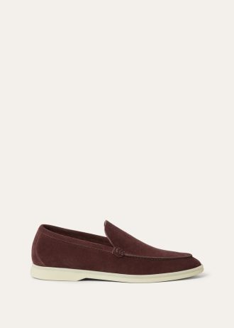 Mocassim para caminhada de verão