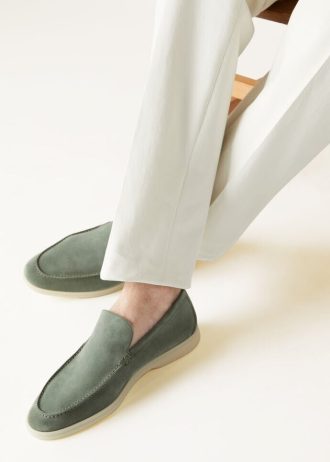 Mocassim para caminhada de verão