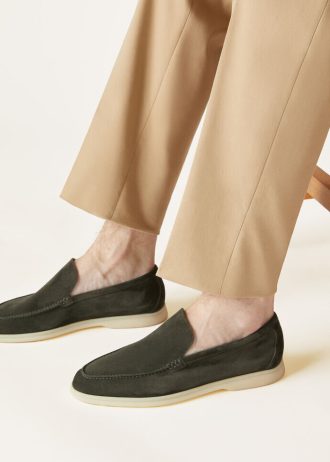Mocassim para caminhada de verão
