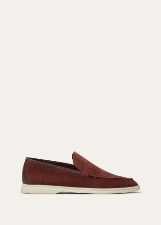 Mocassim para caminhada de verão