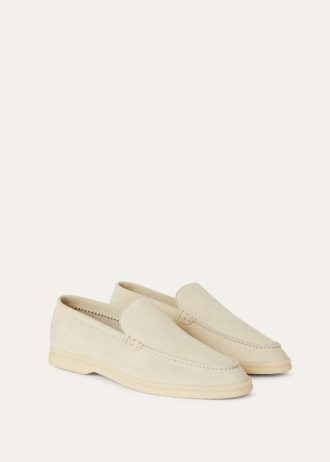 Mocassim para caminhada de verão