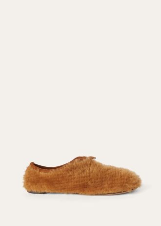Mocassim plano flutuante