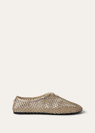 Mocassim plano flutuante