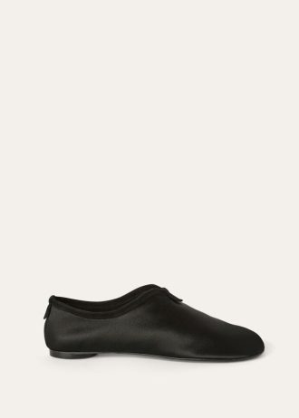 Mocassim plano flutuante
