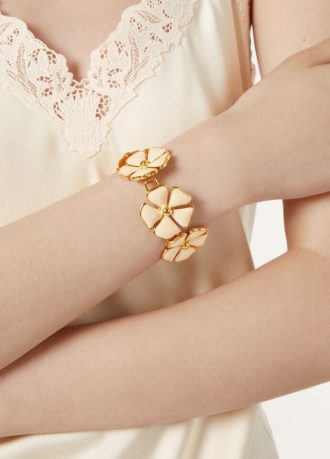 Pulseira de flor de linho florescendo